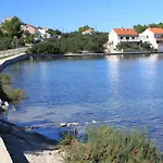 By The Sea Lumbarda, Korcula - 9295 Apartman