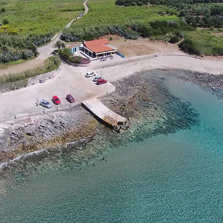 By The Sea Lumbarda, Korcula - 9295 *